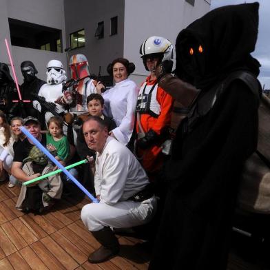  CAXIAS DO SUL, RS, BRASIL, 16/12/2019 - Fãs de Star Wars estão ansiosos pela estreia. (Marcelo Casagrande/Agência RBS)