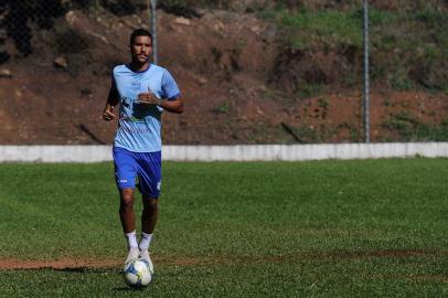  BENTO GONÇALVES, RS, BRASIL, 17/12/2019 - Esportivo de Bento treina para o próximo campeonato. (Marcelo Casagrande/Agência RBS)