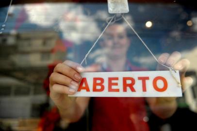  CAXIAS DO SUL, RS, BRASIL, 18/12/2019Agni Cayana, gerente do Baitakão. Pauta sobre restaurantes que não vão fechar no feriado.(Lucas Amorelli/Agência RBS)