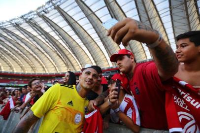 DAlessandro promove a 6ª edição do Lance de Craque no Estádio do Inter, no Beira-Rio. Times Solidariedade x Esperança. No lance, Guerrero.