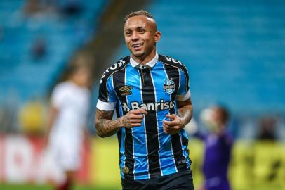 PORTO ALEGRE (RS), 5/5/2019: o atacante Everton comemora gol do Grêmio contra o Fluminense na Arena, em jogo válido pelo Brasileirão.<!-- NICAID(14271852) -->