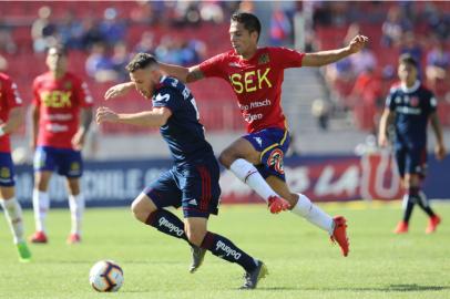 Universidad de Chile e Unión Española duelam para saber quem será o adversário do Inter na pré-Libertadores