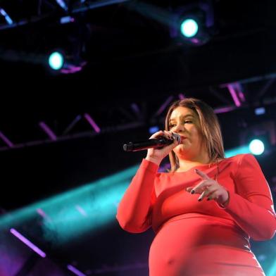  CAXIAS DO SUL, RS, BRASIL, 01/12/2019Mais Nova Festival, realizado nos pavilhões da festa da uva, trouxe Artistas principais: Marília Mendonça em seu último show antes da gravidez e Wesley Safadão.Nas fotos: Show da Marília Mendonça(Lucas Amorelli/Agência RBS)