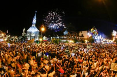 Natal Luz de Gramado - Show da Virada. Foto Cleiton Thiele/SerraPress<!-- NICAID(14370168) -->