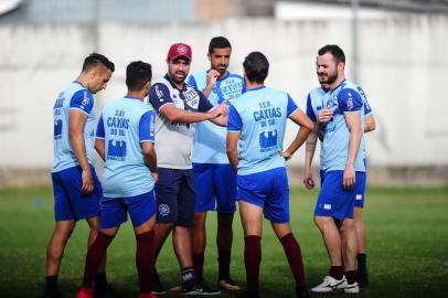  CAXIAS DO SUL, RS, BRASIL, 26/12/2019. Treino do Caxias, que está se preparando para o Gauchão 2010. Na foto, técnico Rafael Lacerda. (Porthus Junior/Agência RBS)