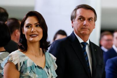 (BrasÃ­lia - DF, 19/12/2019) (BrasÃ­lia - DF, 19/12/2019) Presidente da RepÃºblica, Jair Bolsonaro acompanhado da Primeira-Dama Michelle Bolsonaro,  e famÃ­lia, assistem Ã  apresentaÃ§Ã£o de Cantata de Natal.Foto: Carolina Antunes/PR