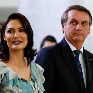 (BrasÃ­lia - DF, 19/12/2019) (BrasÃ­lia - DF, 19/12/2019) Presidente da RepÃºblica, Jair Bolsonaro acompanhado da Primeira-Dama Michelle Bolsonaro,  e famÃ­lia, assistem Ã  apresentaÃ§Ã£o de Cantata de Natal.Foto: Carolina Antunes/PR