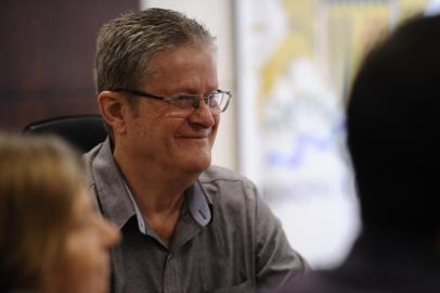  CAXIAS DO SUL, RS, BRASIL (30/12/2019)Entrega de chaves para os propietários das bancas de revistas em Caxias do Sul pelo prefeito interino Flavio Cassina (PTB). (Antonio Valiente/Agência RBS)