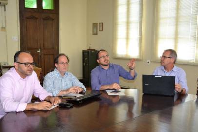 Equipe da Fazenda companha evolução da Receita, Na foto, Eloi Stertz - subsecretário do tesouro do estado adjuntoBruno Jatene - subsecretário do tesouro do estado Jorge Luis Tonetto secretario adjunto da fazenda Fabiano Messina - chefe da Deplan do Tesouro