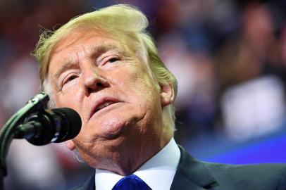 US President Donald Trump hosts a Make America Great Again rallyUS President Donald Trump speaks during a Make America Great Again rally at Landers Center in Southaven, Mississippi, on October 2, 2018. / AFP PHOTO / MANDEL NGANEditoria: POLLocal: SouthavenIndexador: MANDEL NGANSecao: politics (general)Fonte: AFPFotógrafo: STF