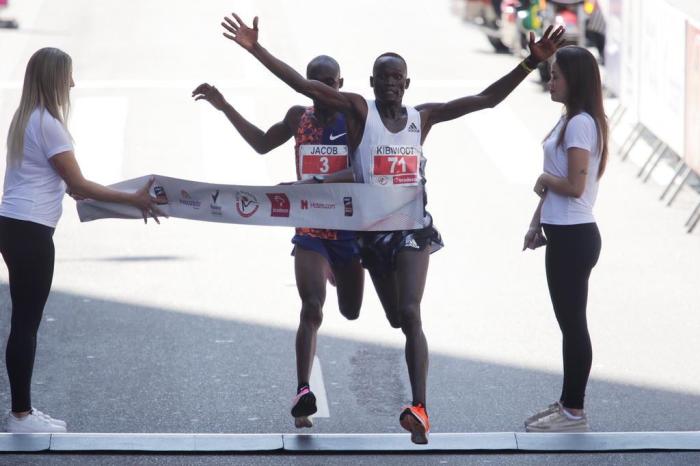 São Silvestre: Atletismo Paulista conquista pódio no feminino e