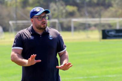 Guilherme Bossle, técnico do Grêmio na Copa São Paulo de Futebol Júnior 2020