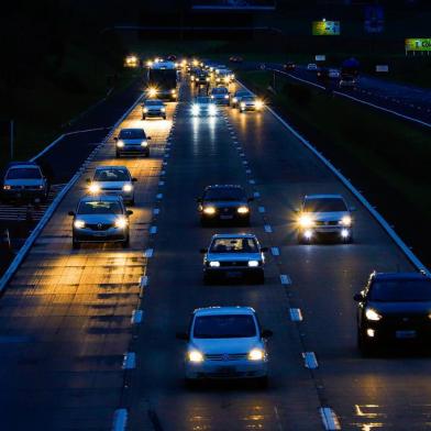  GLORINHA,  RS, BRASIL, 01/01/2020- Movimentação na freeway km 54 no acesso a Glorinha. (FOTOGRAFO: OMAR FREITAS / AGENCIA RBS)