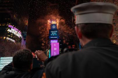 Tradicional festa de Réveillon na Times Square, em Nova York