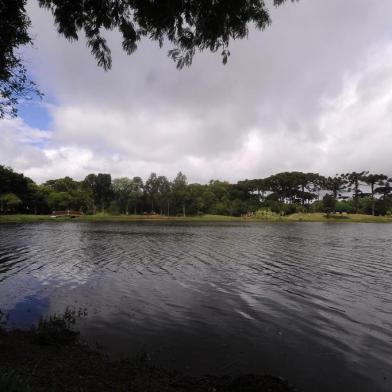  CAXIAS DO SUL, RS, BRASIL, 06/01/2020 - Parque da lagoa do rizzo apresenta boas condições. (Marcelo Casagrande/Agência RBS)