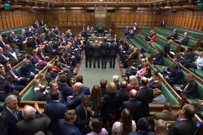 A video grab from footage broadcast by the UK Parliaments Parliamentary Recording Unit (PRU) shows tellers announcing the result of a vote on the third reading of the European Union (Withdrawal Agreement) Bill, in the House of Commons in London on January 9, 2020. - The European Union (Withdrawal Agreement) Bill has cleared the House of Commons after getting its third reading by 330 votes to 231. (Photo by HO / PRU / AFP) / RESTRICTED TO EDITORIAL USE - NO USE FOR ENTERTAINMENT, SATIRICAL, ADVERTISING PURPOSES - MANDATORY CREDIT  AFP PHOTO / PRU <!-- NICAID(14382508) -->