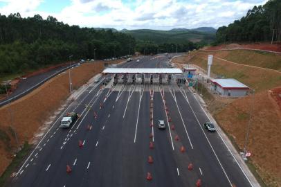 Praça de pedágio na BR-386 em Pavarema