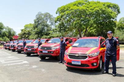 Viaturas para o Corpo de Bombeiros 