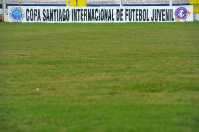  SANTA MARIA, RS, BRASIL, 19-01-2017.Os bastidores e as pessoas que fazem acontecer a Copa Santiago de Futebol Juvenil. Santiago recebe a 29ª Copa Santiago de Futebol Juvenil até 28 de janeiro.FOTO: GERMANO RORATO/AGÊNCIA RBS, GERALIndexador: GERMANO RORATO<!-- NICAID(12685568) -->