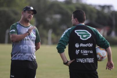  CAXIAS DO SUL, RS, BRASIL (06/01/2019)Treino do Juventude no CT em Caxias do Sul. Na foto, Técnico Marquinhos Santos. (Antonio Valiente/Agência RBS)Indexador: ANTONIO VALIENTE / AGENCIA RBS  