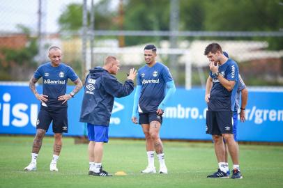 futebol, grêmio, everton, luciano, rogério dias