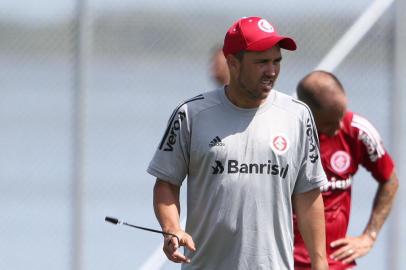  PORTO ALEGRE, RS, BRASIL,13/01/2020- Treino do inter.Na foto - Eduardo Coudet (FOTOGRAFO: FERNANDO GOMES / AGENCIA RBS)<!-- NICAID(14385583) -->