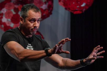 Brazilian theater director Roberto Alvim gestures during an interview with AFP in Sao Paulo, Brazil, on July 18, 2019. - Creating a cultural war machine in Brazils performing arts is renowned theatre director Roberto Alvims mission as he seeks to eradicate progressive ideas from the stage. (Photo by NELSON ALMEIDA / AFP)<!-- NICAID(14182743) -->