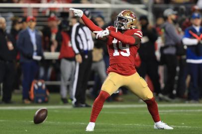 NFC Championship - Green Bay Packers v San Francisco 49ersSANTA CLARA, CALIFORNIA - JANUARY 19: Deebo Samuel #19 of the San Francisco 49ers reacts after a play against the Green Bay Packers during the NFC Championship game at Levis Stadium on January 19, 2020 in Santa Clara, California.   Sean M. Haffey/Getty Images/AFPEditoria: SPOLocal: Santa ClaraIndexador: Sean M. HaffeySecao: American FootballFonte: GETTY IMAGES NORTH AMERICAFotógrafo: STF<!-- NICAID(14392996) -->