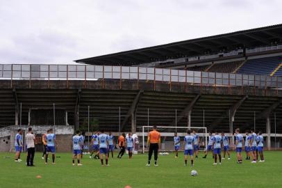  CAXIAS DO SUL, RS, BRASIL, 21/01/2020 - Caxias faz último treino antes da estreia da temporada do Gauchãp 2020. (Marcelo Casagrande/Agência RBS)