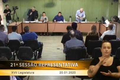 Sessão representativa, Câmara de Vereadores, Caxias do Sul, Alberto Meneguzzi, Alceu Thomé