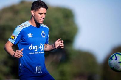  thiago neves, cruzeiro<!-- NICAID(14395096) -->