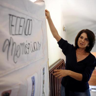  ANTÔNIO PRADO, RS, BRASIL (18/11/2019)Projeto de educação patrimonial Tecendo Memórias, da psicopedagoga e escritora Neusa Maria Roveda Stimamiglio, recebeu prêmio nacional do Instituto do Patrimônio Histórico e Artístico Nacional (Iphan). Em seu trabalho, Neusa publicou em livro histórias transmitidas oralmente por moradores antigos da cidade, como Virgínio Bortolotto, o Tio Nilo, posteriormente transformadas em bordado pela artesã Luiza Schicora. (Antonio Valiente/Agência RBS)