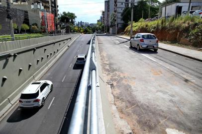  PORTO ALEGRE-RS- BRASIL 23/01/20209- O último acesso da trincheira da Rua Anita Garibaldi, obra prevista para a Copa do Mundo de 2014, será liberado para o trânsito nesta quinta-feira (23). O trecho que ainda estava com fluxo interrompido e será liberado é o do acesso da Carlos Gomes para a Alameda Raimundo Corrêa, no bairro Boa Vista, em Porto Alegre. FOTO FERNANDO GOMES/ ZERO HORA.<!-- NICAID(14395764) -->