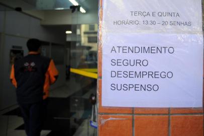  CAXIAS DO SUL, RS, BRASIL 25/04/2018Gerente do Ministério do Trabalho de Caxias é preso por fraude em seguros para pescador. Devido a operação policial nesta quarta, o MTE não está realizando atendimentos de seguro-desemprego e seguro-defeso. (Felipe Nyland/Agência RBS)<!-- NICAID(13519471) -->