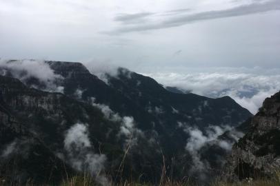 Um dos 8 cânions da região de São José dos Ausentes, o cânio do Encerra, também conhecido como Amola Faca.