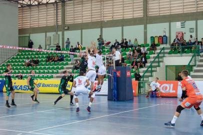   APAV Canoas chega ao match point, mas perde para o Brasília  estreia pela Superliga B<!-- NICAID(14399280) -->