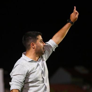  SÃO LEOPOLDO, RS, BRASIL - 29.01.2020 - Aimoré e Caxias se enfrentam no Estádio Cristo Rei, pela 3ª rodada do Campeonato Gaúcho. (Foto: Marco Favero/Agencia RBS)