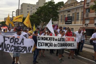 manifestação, ônibus