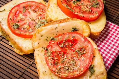 pizza no pão, destemperados, receita