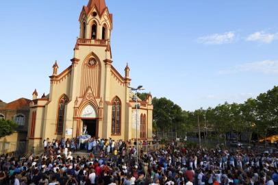  PORTO ALEGRE, RS, BRASIL,26/01/2020- Abertura da 145ª Festa de Nossa Senhora dos Navegantes. (FOTOGRAFO: OMAR FREITAS / AGENCIA RBS)<!-- NICAID(14392245) -->