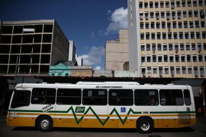  PORTO ALEGRE, RS, BRASIL - 24.01.2020 -  As linhas de ônibus que mais atrasam e mais são multadas na Capital. (Foto: Jefferson Botega/Agencia RBS)<!-- NICAID(14398012) -->