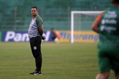  CAXIAS DO SUL, RS, BRASIL, 28/01/2020 - Equipe do Juventude treina no estádio Alfredo Jaconi. Parte do treinamento foi fechado para a imprensa. (Marcelo Casagrande/Agência RBS)