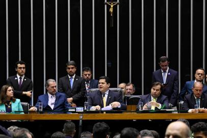 Abertura dos trabalhos legislativos 2020Plenário da Câmara dos Deputados durante sessão solene do Congresso Nacional destinada a inaugurar a 2ª Sessão Legislativa Ordinária da 56ª Legislatura.Mesa: procurador-geral da República, Augusto Aras; 1ª secretária da Mesa do Congresso Nacional, deputada Soraya Santos (PR-RJ); presidente do Supremo Tribunal Federal (STF), ministro Dias Toffoli; presidente do Senado Federal, senador Davi Alcolumbre (DEM-AP); presidente da Câmara dos Deputados, deputado Rodrigo Maia (DEM-RJ); ministro-chefe da Casa Civil, Onyx Lorenzoni.<!-- NICAID(14407721) -->