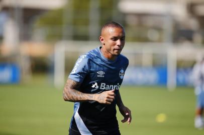  PORTO ALEGRE, RS, BRASIL - 06.02.2020 - Treino do Grêmio no CT Presidente Luiz Carvalho. Na imagem: Everton. (Foto: Félix Zucco/Agencia RBS)<!-- NICAID(14411269) -->