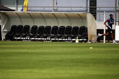  PORTO ALEGRE, RS, BRASIL - 06.02.2020 - Treino do Grêmio no CT Presidente Luiz Carvalho. Na imagem: Jean Pyerre. (Foto: Félix Zucco/Agencia RBS)<!-- NICAID(14411249) -->