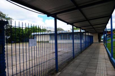  CAXIAS DO SUL, RS, BRASIL, 07/02/2020. Facha da Escola Estadual de Ensino Médio Irmão José Otão. (Porthus Junior/Agência RBS)