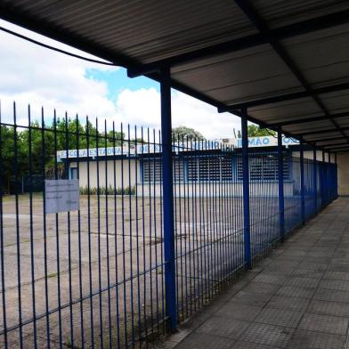  CAXIAS DO SUL, RS, BRASIL, 07/02/2020. Facha da Escola Estadual de Ensino Médio Irmão José Otão. (Porthus Junior/Agência RBS)