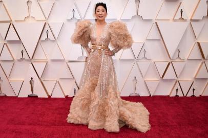 92nd Annual Academy Awards - ArrivalsCanadian actress Sandra Oh arrives for the 92nd Oscars at the Dolby Theatre in Hollywood, California on February 9, 2020. (Photo by Robyn Beck / AFP)Editoria: ACELocal: HollywoodIndexador: ROBYN BECKSecao: cinema industryFonte: AFPFotógrafo: STF