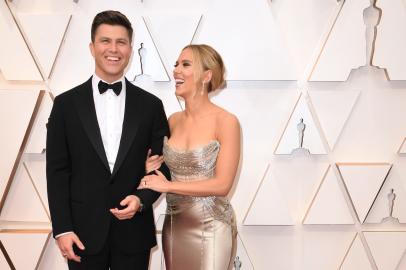  Scarlett Johansson e Colin Jost