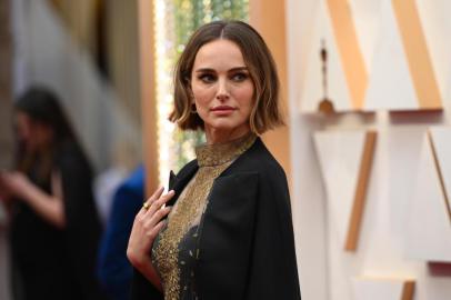 92nd Annual Academy Awards - ArrivalsUS-Israeli actress Natalie Portman arrives for the 92nd Oscars at the Dolby Theatre in Hollywood, California on February 9, 2020. (Photo by Robyn Beck / AFP)Editoria: ACELocal: HollywoodIndexador: ROBYN BECKSecao: cinema industryFonte: AFPFotógrafo: STF<!-- NICAID(14413701) -->